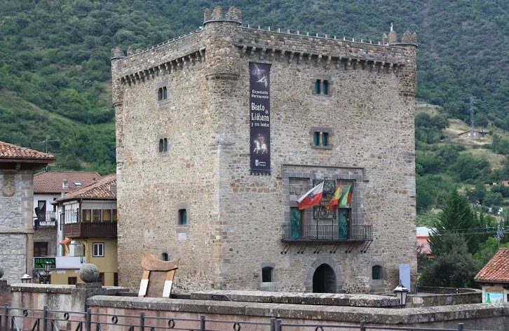 Fírbeda Defensive Tower, Spain